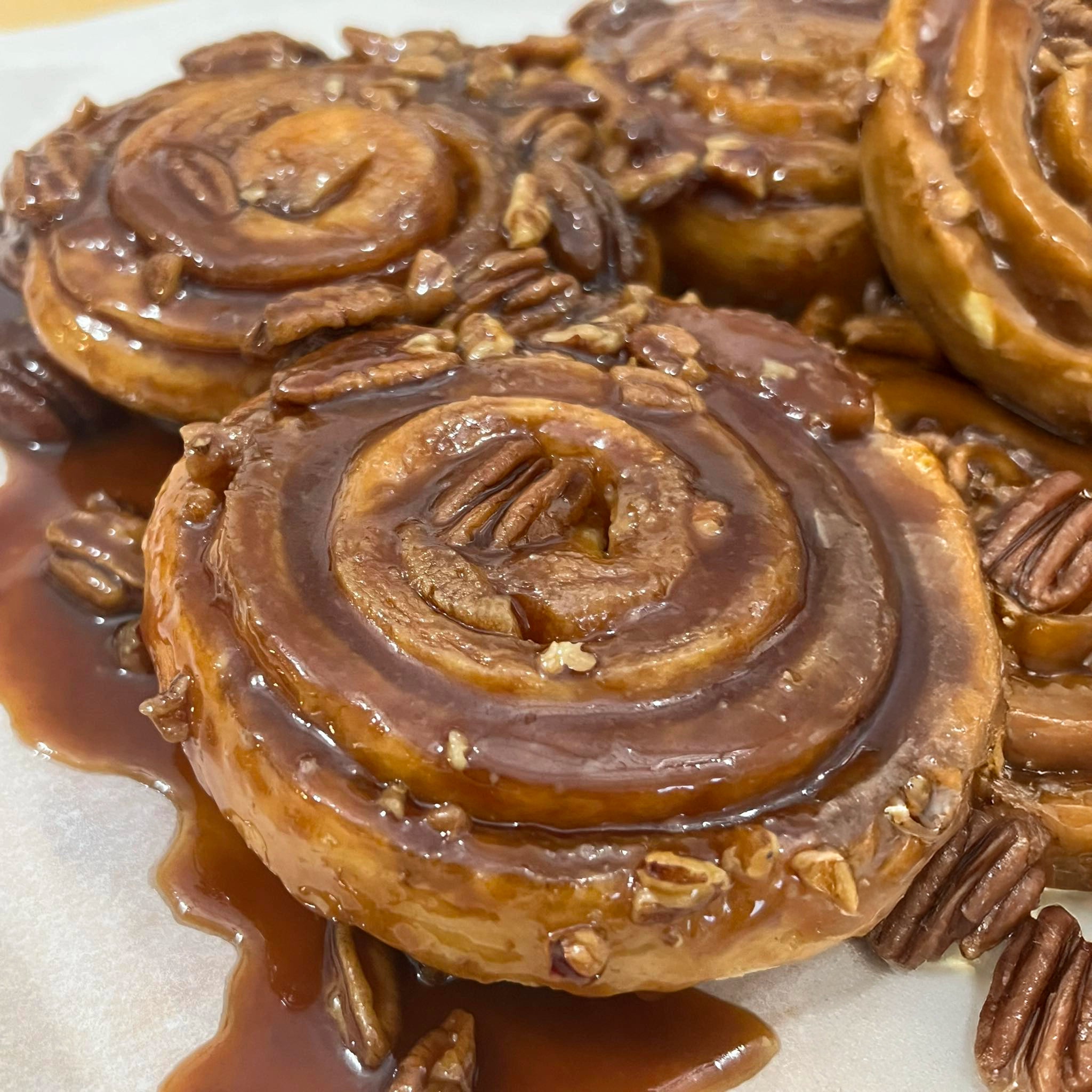 StickyNut Swirl
